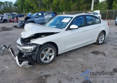 2014 BMW 328I xDrive z USA, uszkodzony, nr VIN WBA3B3C55EJ980484